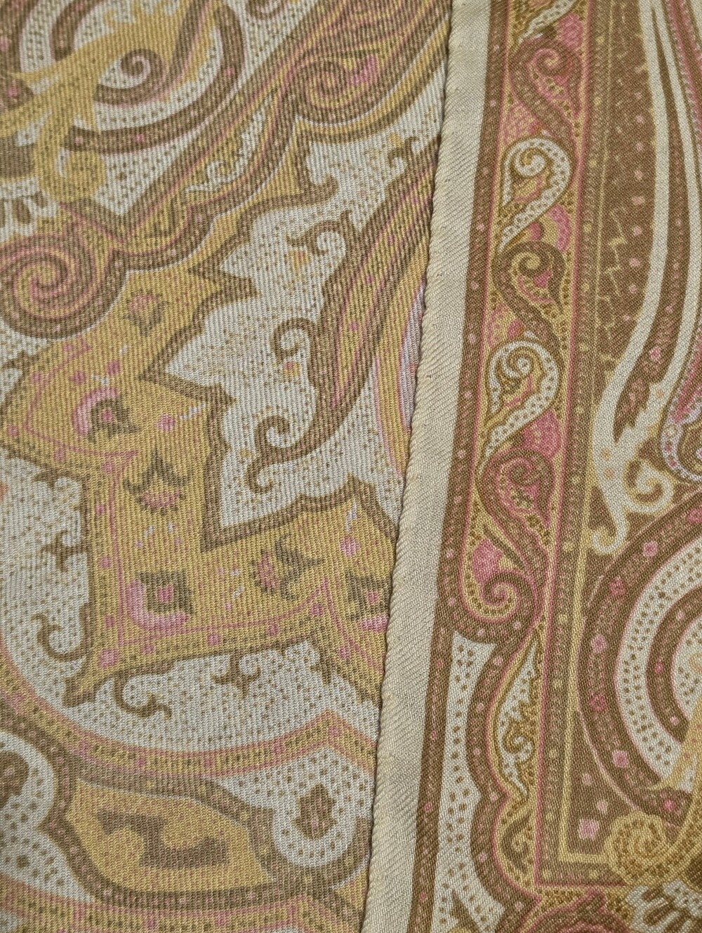 ETRO SCARF - Picture 6 of 16